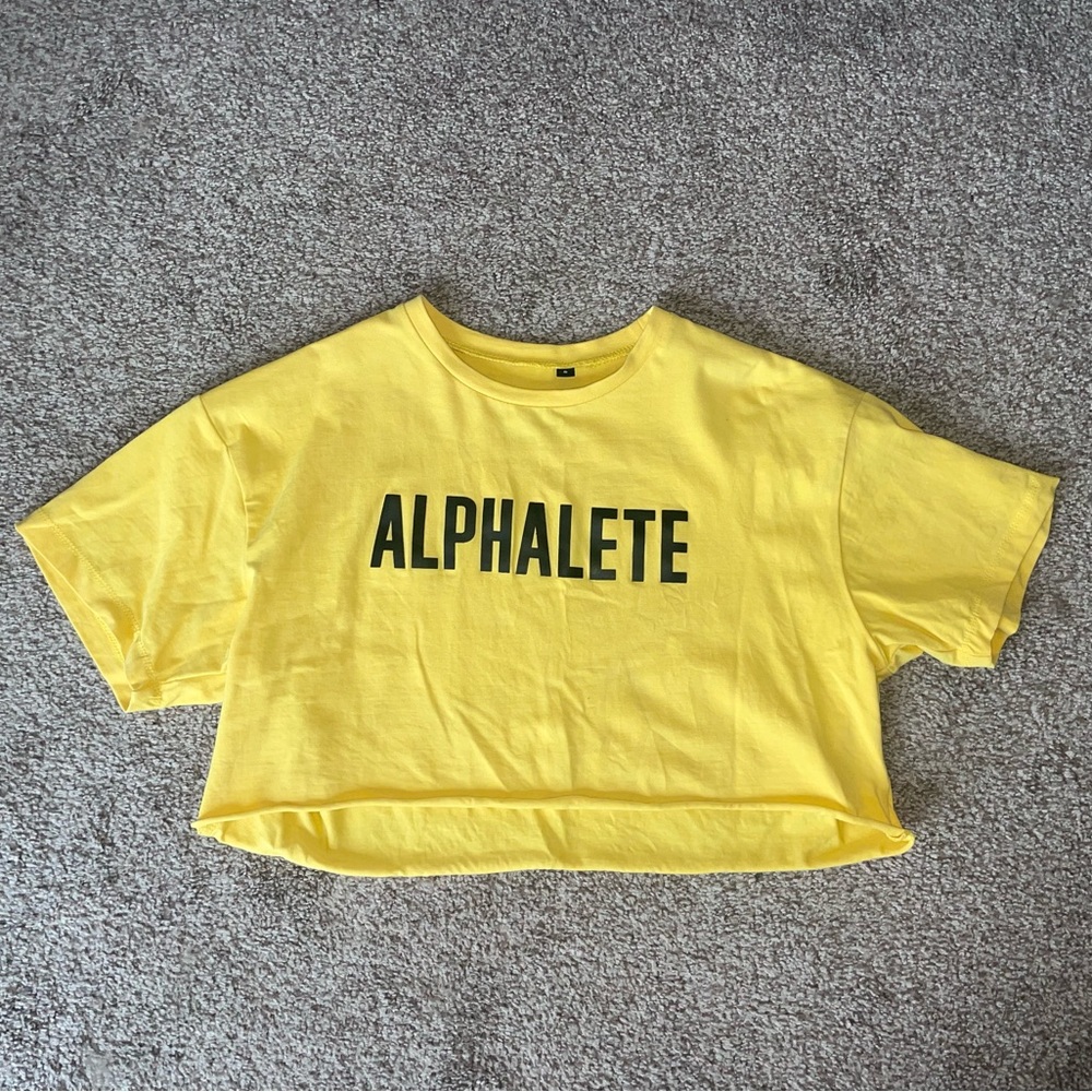Alphalete Crop Top (Never Worn)